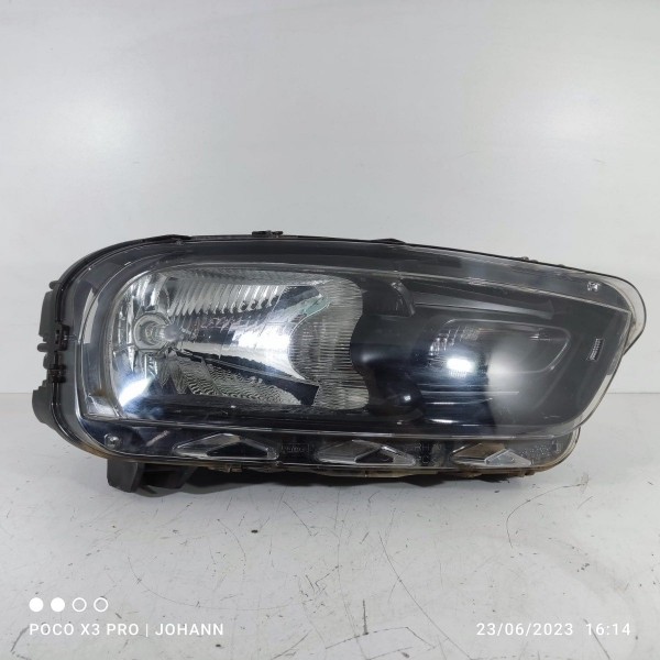 Farol Cactus Direito 2018/2024 Completo L90126893