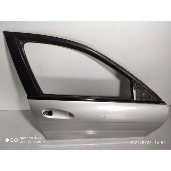Porta Mercedes C180 C200 Dianteira Direitq 2008/2014 Lisa Dianteira Direito Prateado