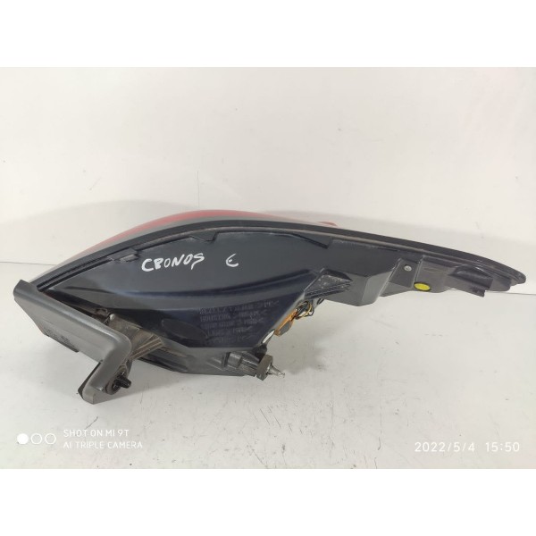 Lanterna Cronos Esquerda Led 2018 2020 2021 2023 Original Esquerdo/motorista Vermelho