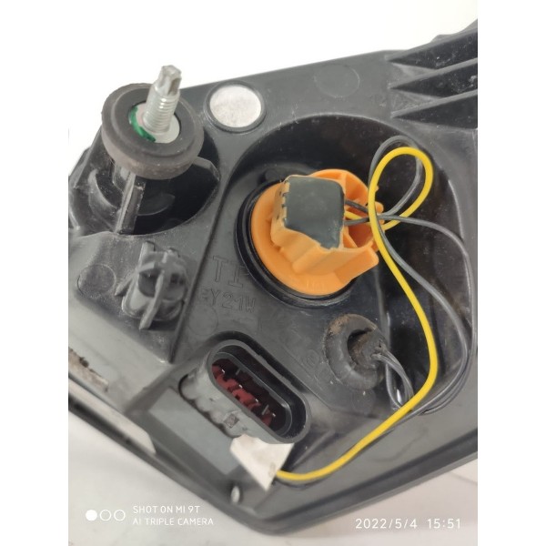 Lanterna Cronos Esquerda Led 2018 2020 2021 2023 Original Esquerdo/motorista Vermelho
