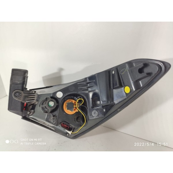 Lanterna Led Cronos Esquerda 2018/2024 Original Esquerdo/motorista Vermelho