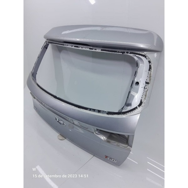 Tampa Traseira Hb20 Hatch 2023/2025 Prateado