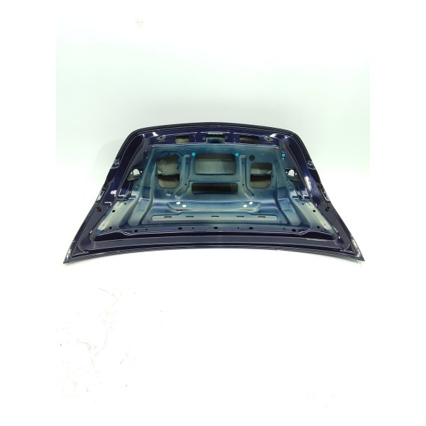 Tampa Traseira Mercedes Benz C200 C300 2022/2025 Lisa Orig Azul-marinho