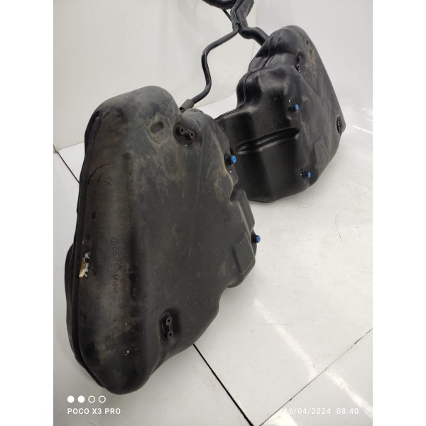 Tanque Combustivel Mercedes C180 C200 2007 2014 2044706001