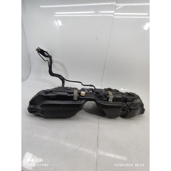 Tanque Combustivel Mercedes C180 C200 2007 2014 2044706001