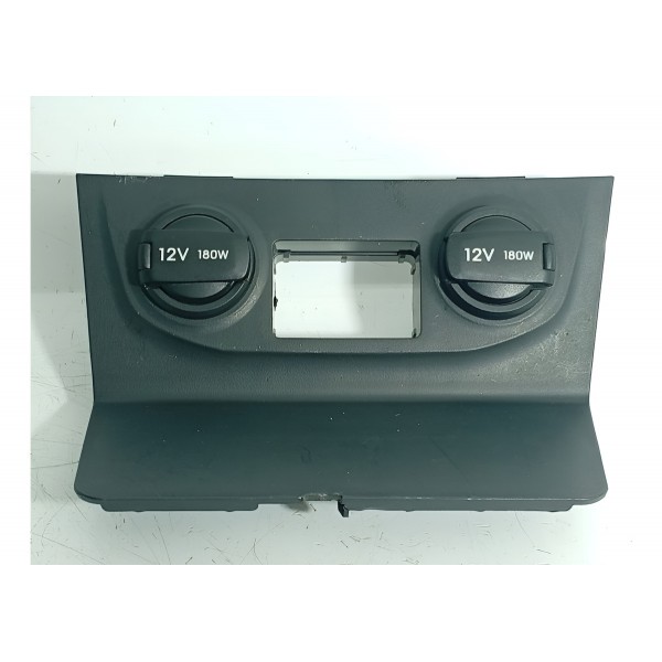 Moldura Tomada Auxiliar Usb Hyundai Creta 2017/21 84620m4100