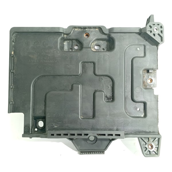 Base Suporte Bateria Hyundai Creta 2017/2021 Det 67150m0000