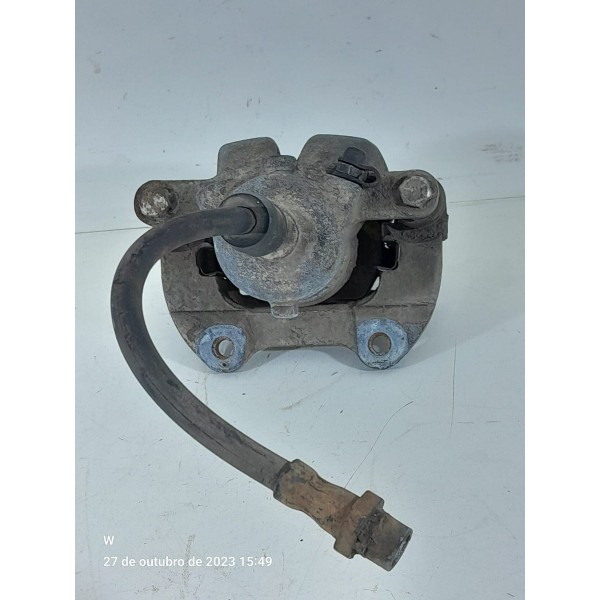 Pinca Bmw 118 120i Traseira Direita 2005/2010