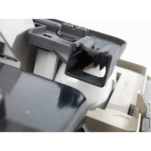 Luz Teto Land Rover Discovery 3 4 2008 2009 2010/2015 Origin Luz Teto Land Rover Discovery 3 4 2008 2009 2010/2015 Origin