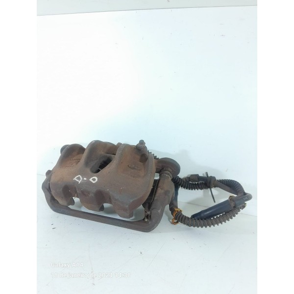 Pinca Discovery 3 E 4 Dianteira Direita 2008/2015 Pinca Discovery 3 E 4 Dianteira Direita 2008/2015