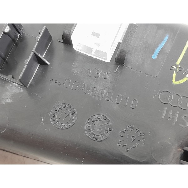 Macaneta Interna Audi Q5 Traseira Esquerda 17/20 80e839019 Preto