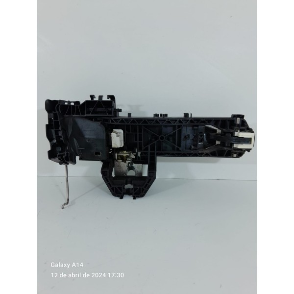 Macaneta Externa Mercedes C180 Dianteira E 07/14 A2047601534