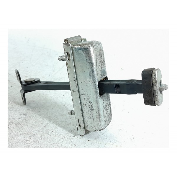 Limitador Porta Discovery 3 4 Traseira Direita 2008/2015 Limitador Porta Discovery 3 4 Traseira Direita 2008/2015