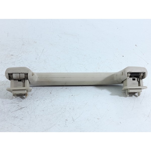 Alca Teto Discovery 3 4 Dianteira Esquerda 08/2015 168000170 Creme Alca Teto Discovery 3 4 Dianteira Esquerda 08/2015 168000170 Creme