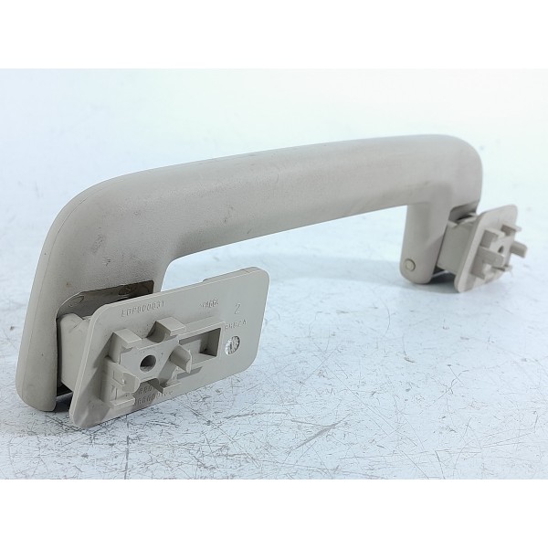 Alca Teto Discovery 3 4 Traseira Direita 2008/2015 168000270 Creme Alca Teto Discovery 3 4 Traseira Direita 2008/2015 168000270 Creme