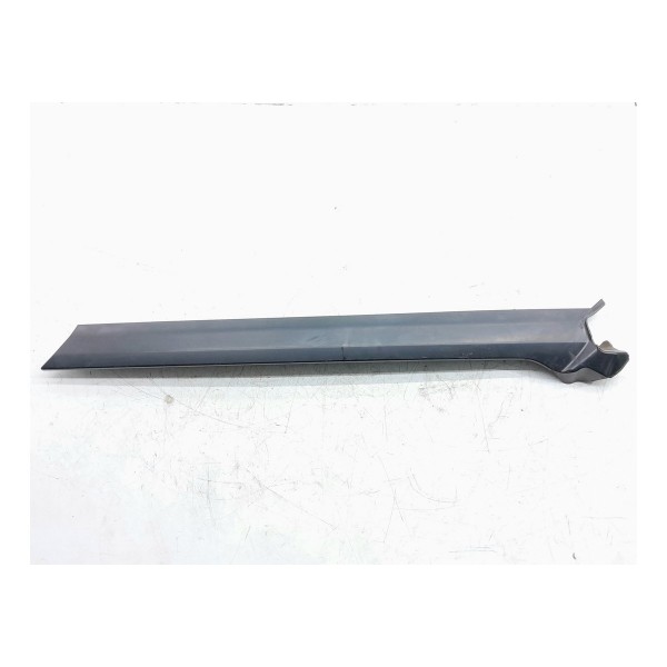 Moldura Externa Parabrisa Discovery 3 4 Dir 08/15 Dcb000146 Preto