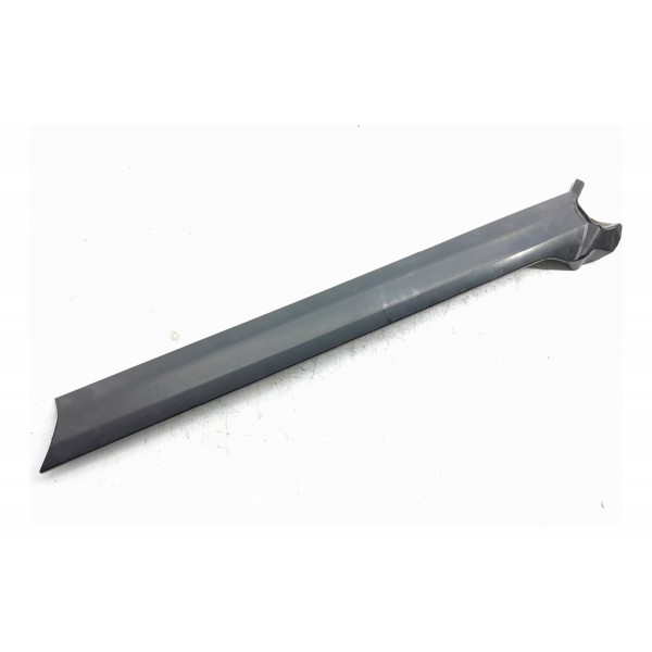 Moldura Externa Parabrisa Discovery 3 4 Dir 08/15 Dcb000146 Preto