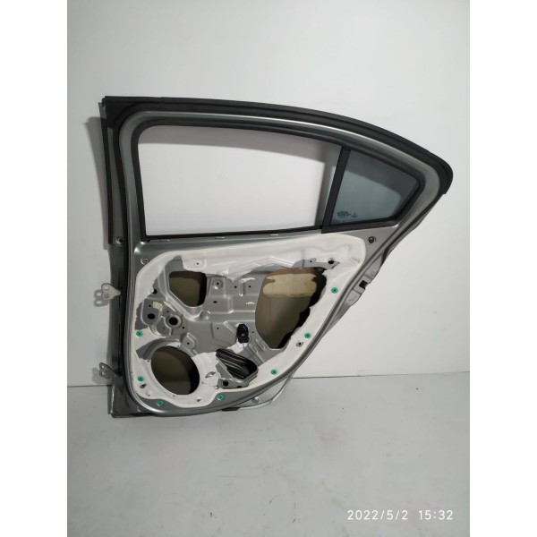Porta Traseira Direita Fiat Cronos 2020 Detalhe / 14440 Traseira Direita Cinza