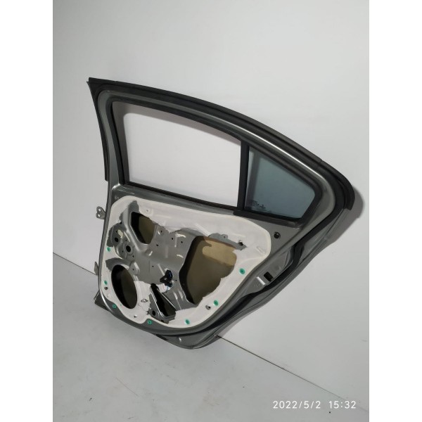 Porta Traseira Direita Fiat Cronos 2020 Detalhe / 14440 Traseira Direita Cinza