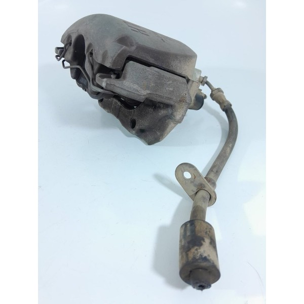 Pinca Focus Dianteira Esquerda 2014/2019 278a426x