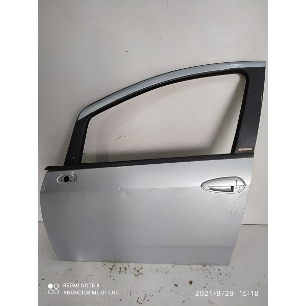 Porta Dianteira Esquerda Fiat Punto 2011 Esquerda Prateado