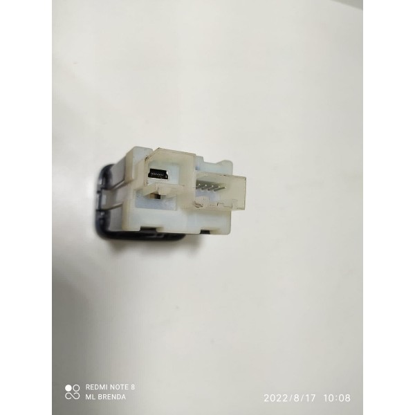 Entrada Auxiliar Usb Tracker Onix 2020/2024 Original