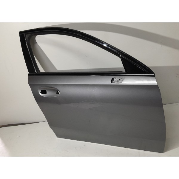 Porta Mercedes Classe A A35 Dianteira Direita 2020/2025 Orig Dianteira Direito Cinza-escuro