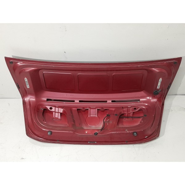 Tampa Traseira Vw Voyage G5 2008 2009 2011 2012 Original Vermelho Tampa Traseira Vw Voyage G5 2008 2009 2011 2012 Original Vermelho