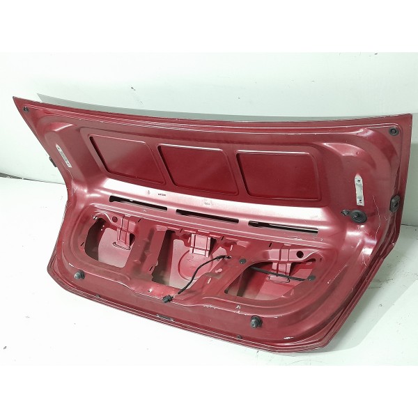 Tampa Traseira Vw Voyage G5 2008 2009 2011 2012 Original Vermelho Tampa Traseira Vw Voyage G5 2008 2009 2011 2012 Original Vermelho