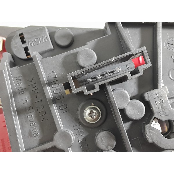 Lanterna Tampa Traseira Audi A4 Esquerda 08/2012 8k5945093k Vermelho Esquerdo/motorista