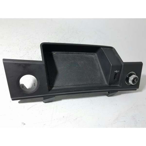 Tomada Usb 12v Audi Q5 2018 2019 2020/2022 80b864131a - Preto