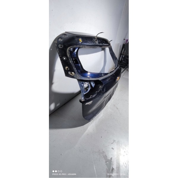 Tampa Traseira Tracker 2020/2024 Detalhe - Azul