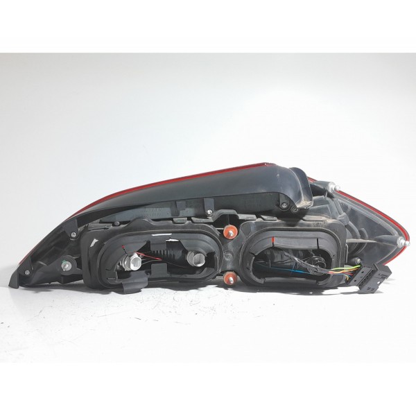 Lanterna Led Bmw Z4 Esquerda 2011 2012 2013/2016 7191775 - Vermelho - Vermelho