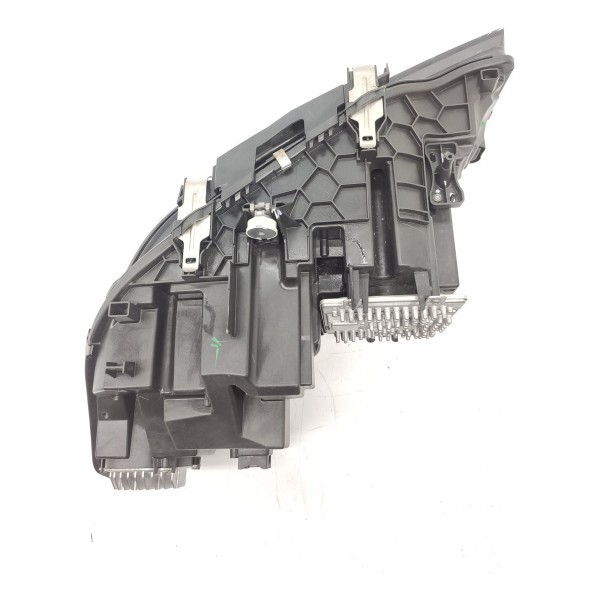 Farol Bmw 320 Direito 2019/2023 A8948170208 Completo Esquerdo/motorista