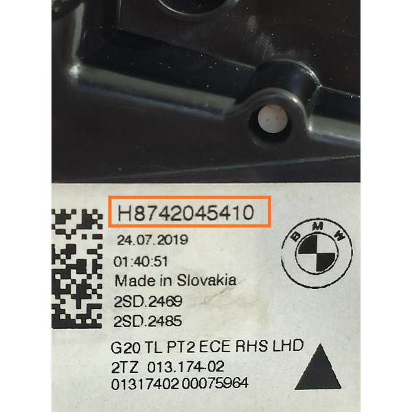 Lanterna Bmw 320 330 Direita Tampa 2019/2023 H8742045410 Direito/passageiro Vermelho