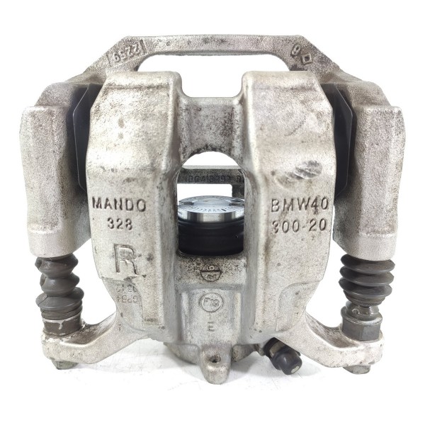 Pinca Bmw 320 330 Traseira Direita 2019/2025