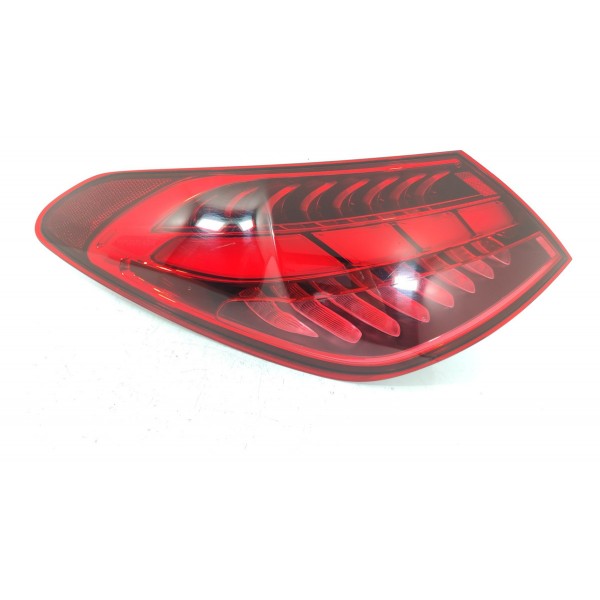 Lanterna Led Mercedes C200 C300 Esq 2022/2025 A2069063300 Esquerdo/motorista Vermelho