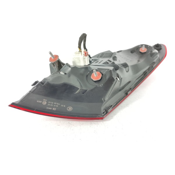 Lanterna Led Mercedes C200 C300 Dir 2022/2025 A2069063400 Direito/passageiro Vermelho