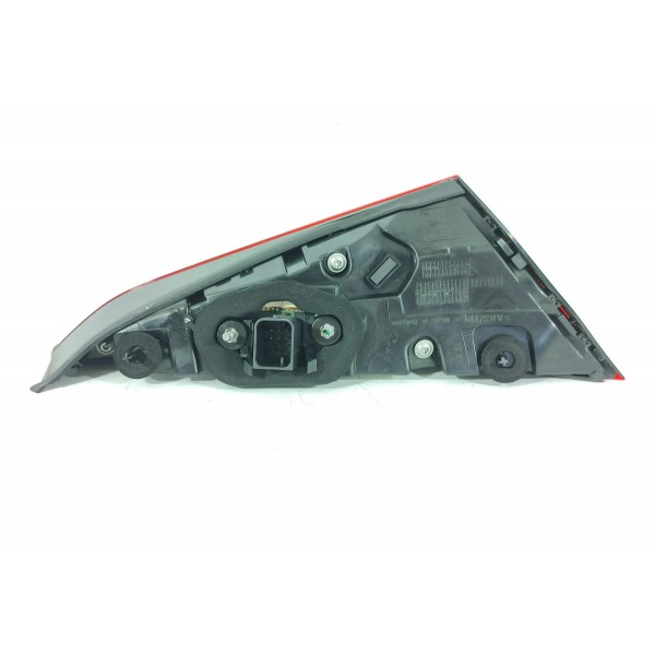 Lanterna Led Mercedes C200 C300 Tampa Dir 22/25 A2069064000 Direito/passageiro Vermelho