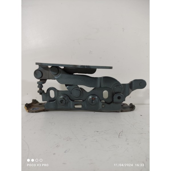 Dobradica Braco Capo Mercedes C180 C200 07/2014 A2048800728
