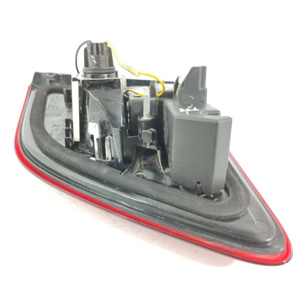 Lanterna Mercedes Ml350 Tampa Esq 2012/2016 A1669068701 Esquerdo/motorista Vermelho