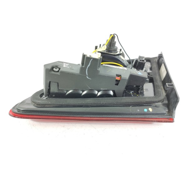 Lanterna Mercedes Ml350 Tampa Esq 2012/2016 A1669068701 Esquerdo/motorista Vermelho