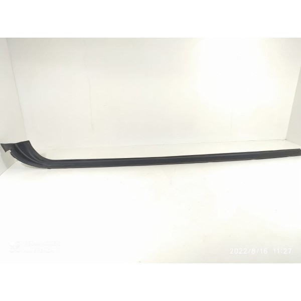 Friso Parabrisa Jac T40 2019 Esquerdo Detalhe