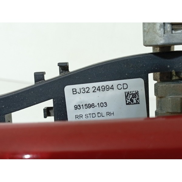 Macaneta Externa Evoque Traseira Direita 2012/18 Bj3224994cd Bordô Traseira