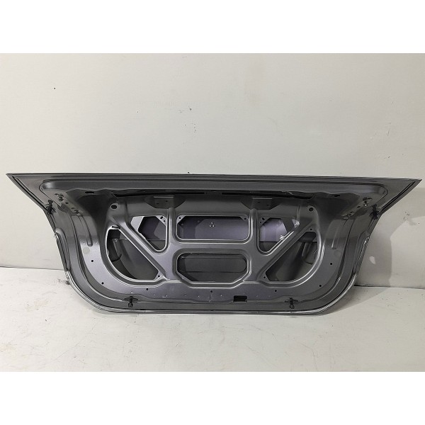 Tampa Traseira Mercedes A35 Sedan 2019/2025 Cinza-escuro