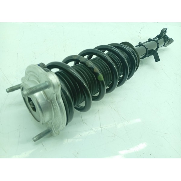 Mola Amortecedor Mercedes C200 C300 Dianteira Dir 2022/2025