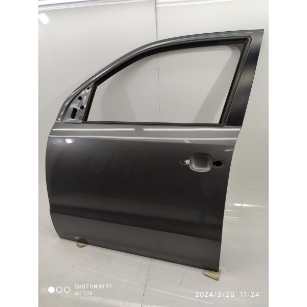 Porta Amarok V6 Dianteira Esquerda 2011/2022 Dianteira Esquerda Cinza