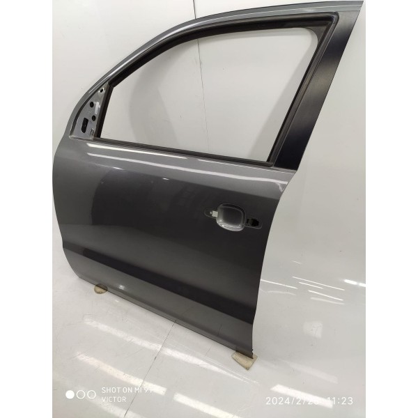 Porta Amarok Dianteira Esquerda 2011/2022 Lisa Dianteira Esquerda Cinza