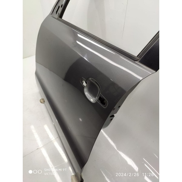 Porta Amarok Dianteira Esquerda 2011/2022 Lisa Dianteira Esquerda Cinza