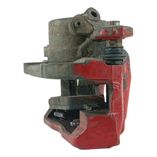 Pinca Freio Bmw 118i 120i Dianteira Esquerda 2006/2012